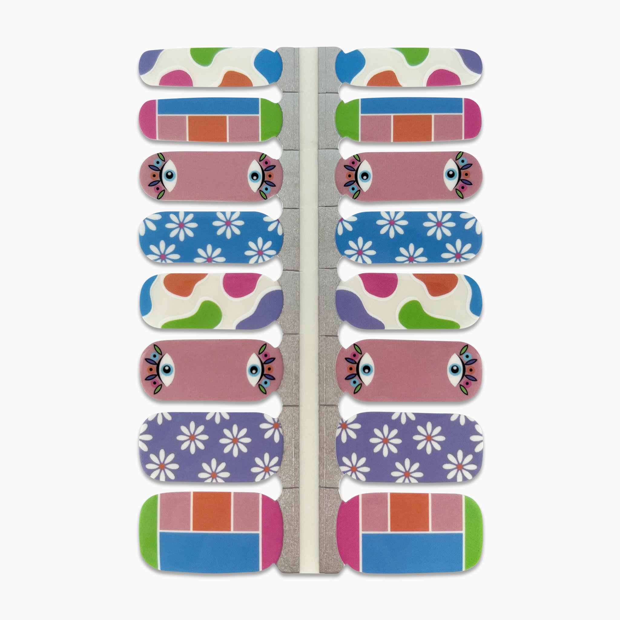 Nagelsticker met roze blauwe funky kleuren op witte achtergrond