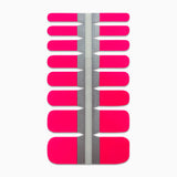 Productfoto van fluo roze nagelstickers voor tenen op witte achtergrond