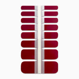 Productfoto van rode nagelstickers voor tenen op witte achtergrond