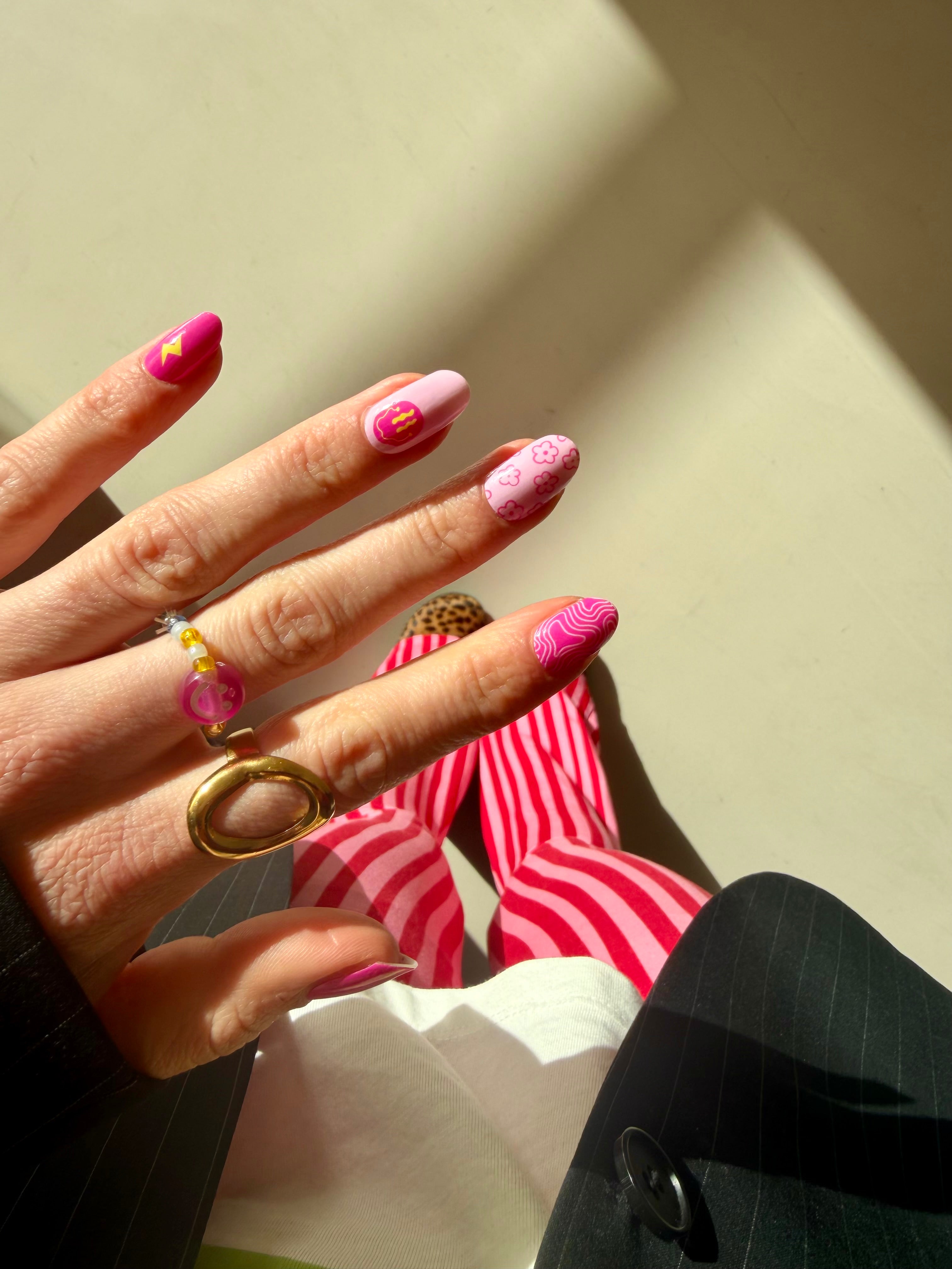 Electric Pink