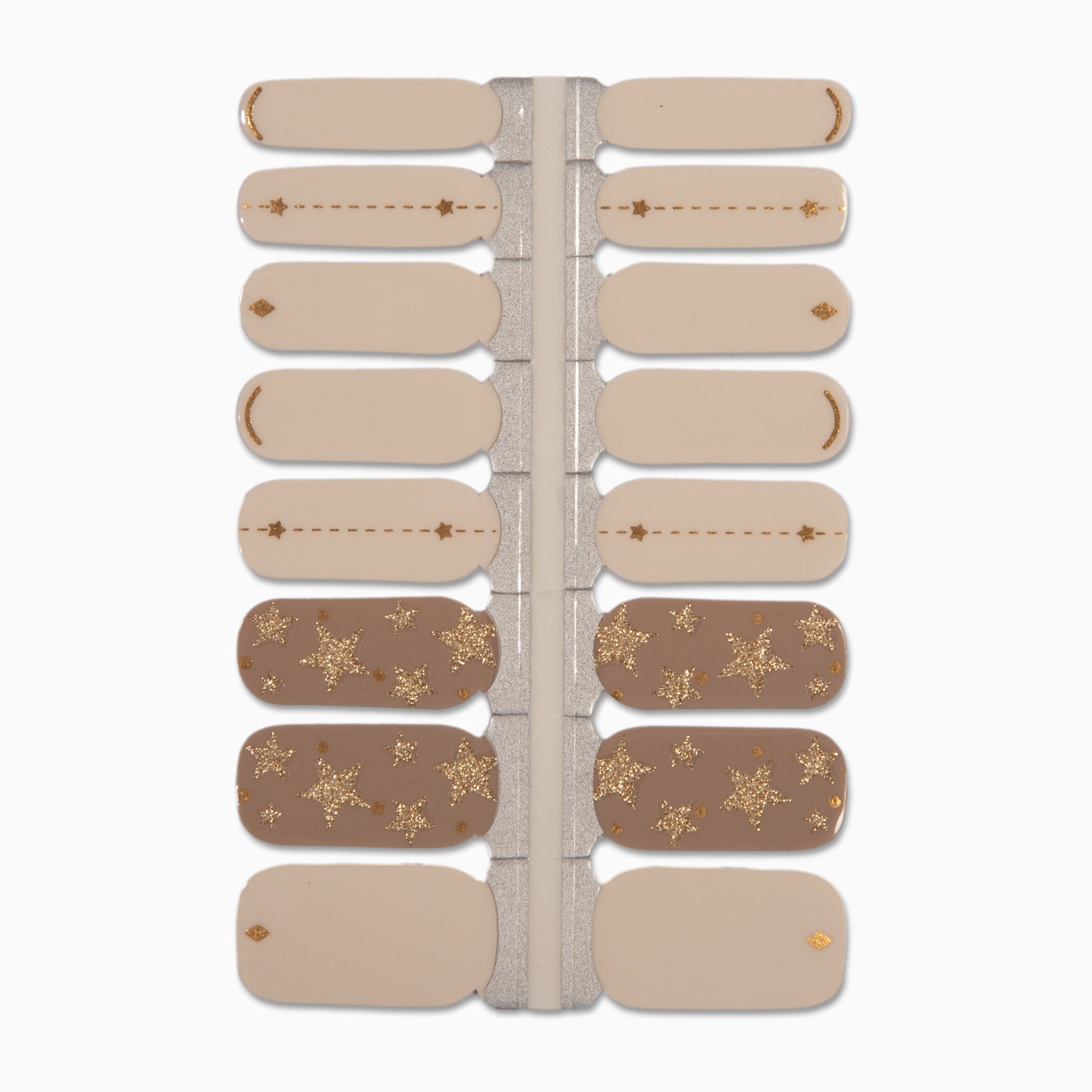 Nagelstickers in beige en bruin met gouden accenten op witte achtergond