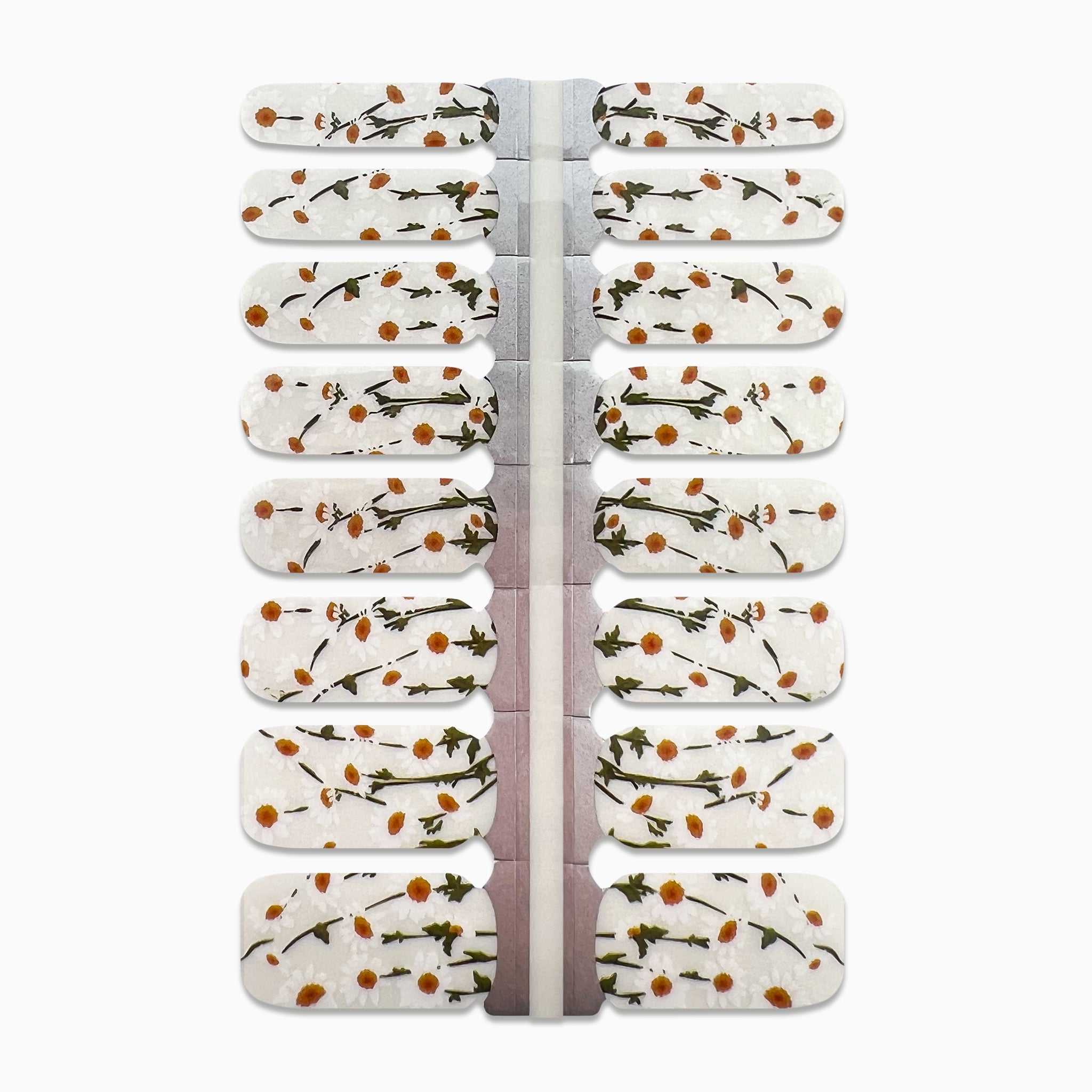 Productfoto van nagelstickers met bloemen op witte achtergrond